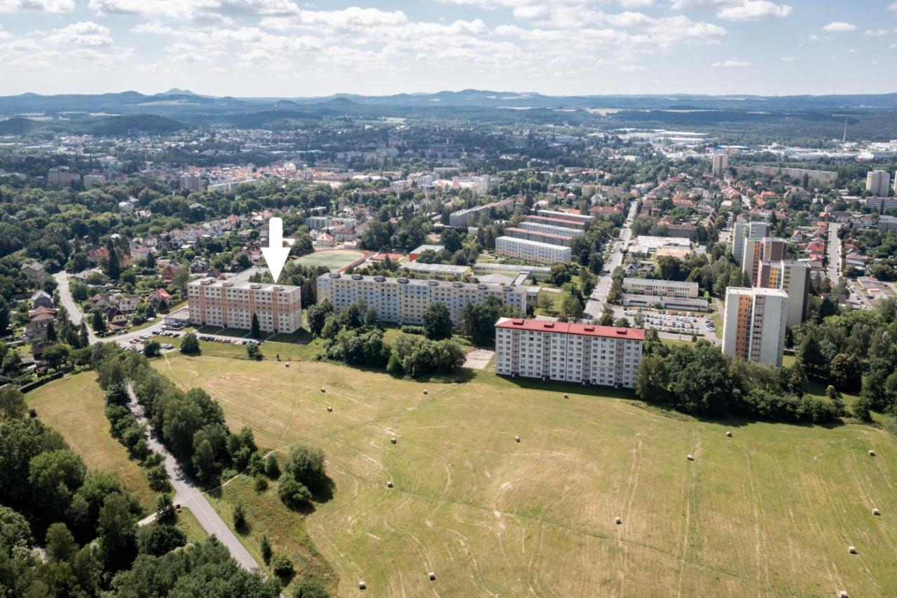 Apartment Jakodoma Vlastni Parkovani U Domu Zdarma Ceska Lipa